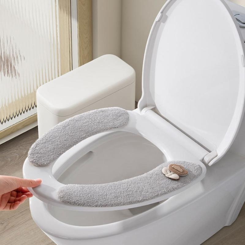 1 ペア冬用ぬいぐるみ便座カバー厚いパッド入り滑り止めソフト - Home Bathroom With Two Toilets のレビューと価格