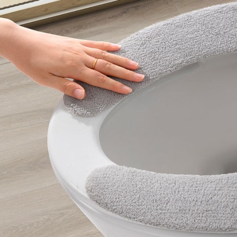 1 ペア冬用ぬいぐるみ便座カバー厚いパッド入り滑り止めソフト - Home Bathroom With Two Toilets のレビューと価格