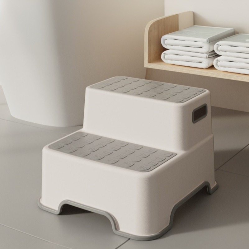ポータブルステップスツール バスルーム用滑り止め二段はしご： - Home Bathroom With Two Toilets のレビューと価格