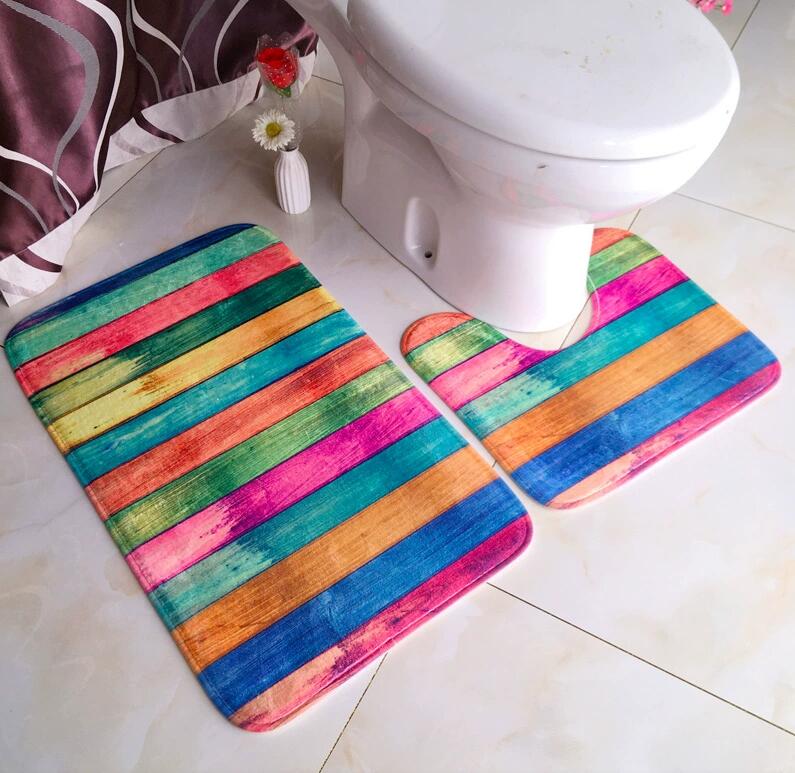 ホームカーペット バスルームフロアマット バスルームトイレ  - Home Bathroom With Two Toilets のレビューと価格