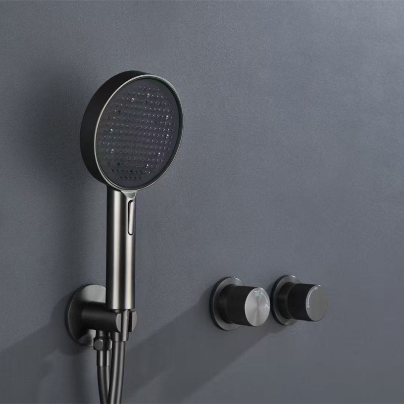 マットブラックLEDライトシャワー水栓セット 浴室隠蔽式シャ - Shower Head Rain のレビューと価格